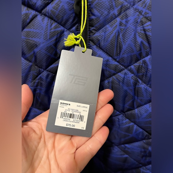 NWT Tek Gear hooded vest sz‎ large - Picture 7 of 7